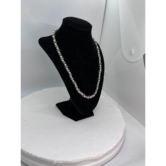 Vintage Napier Necklace Beaded Silver Tone Round Smooth & Bali Signed Heavy - Picture 3 of 7